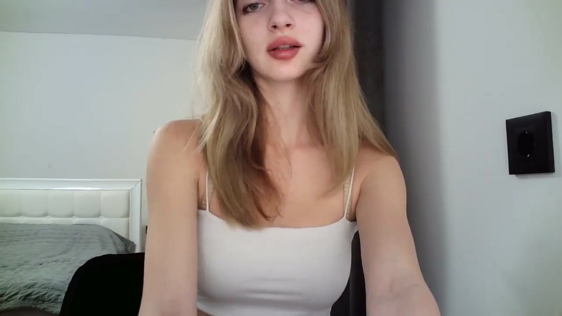 Gallery image thumbnail from MaryyCo's myfreecams stream on, 01/21/2025, 16:23 image 10 of 20