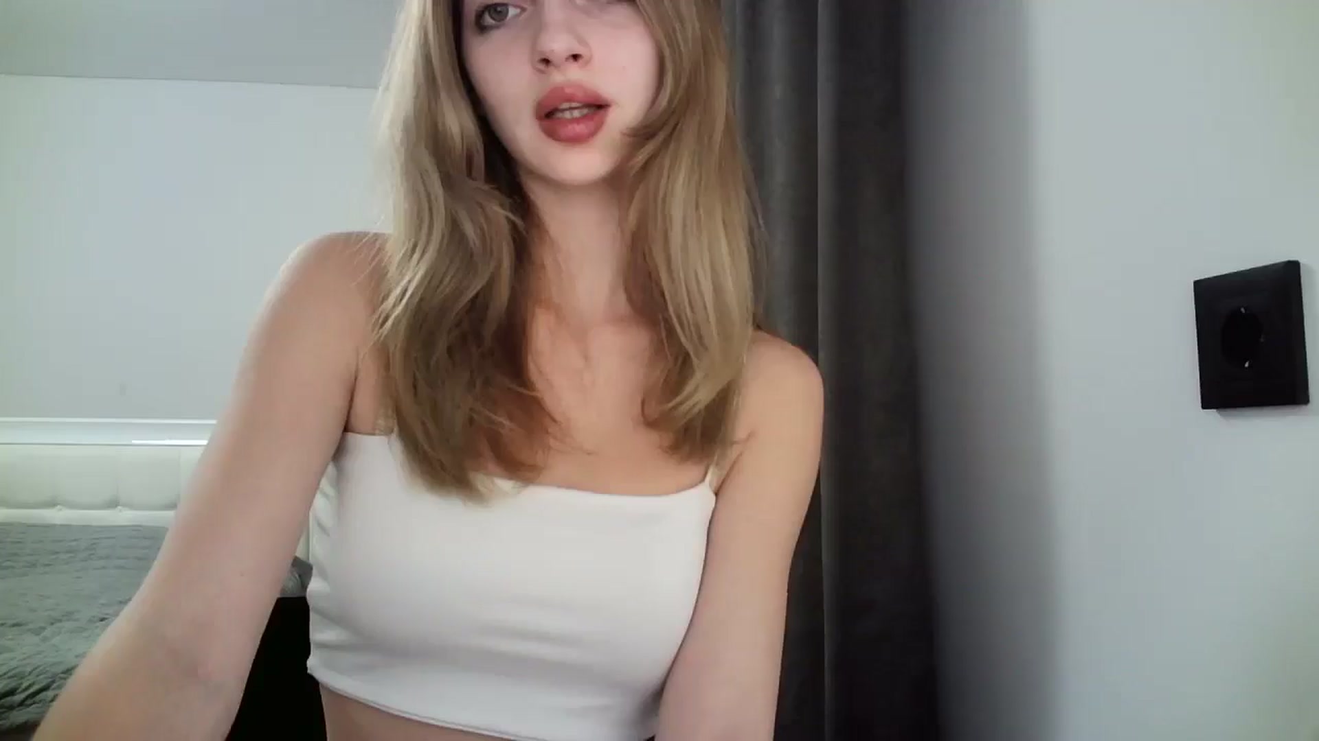 Gallery image thumbnail from MaryyCo's myfreecams stream on, 01/21/2025, 16:23 image 5 of 20