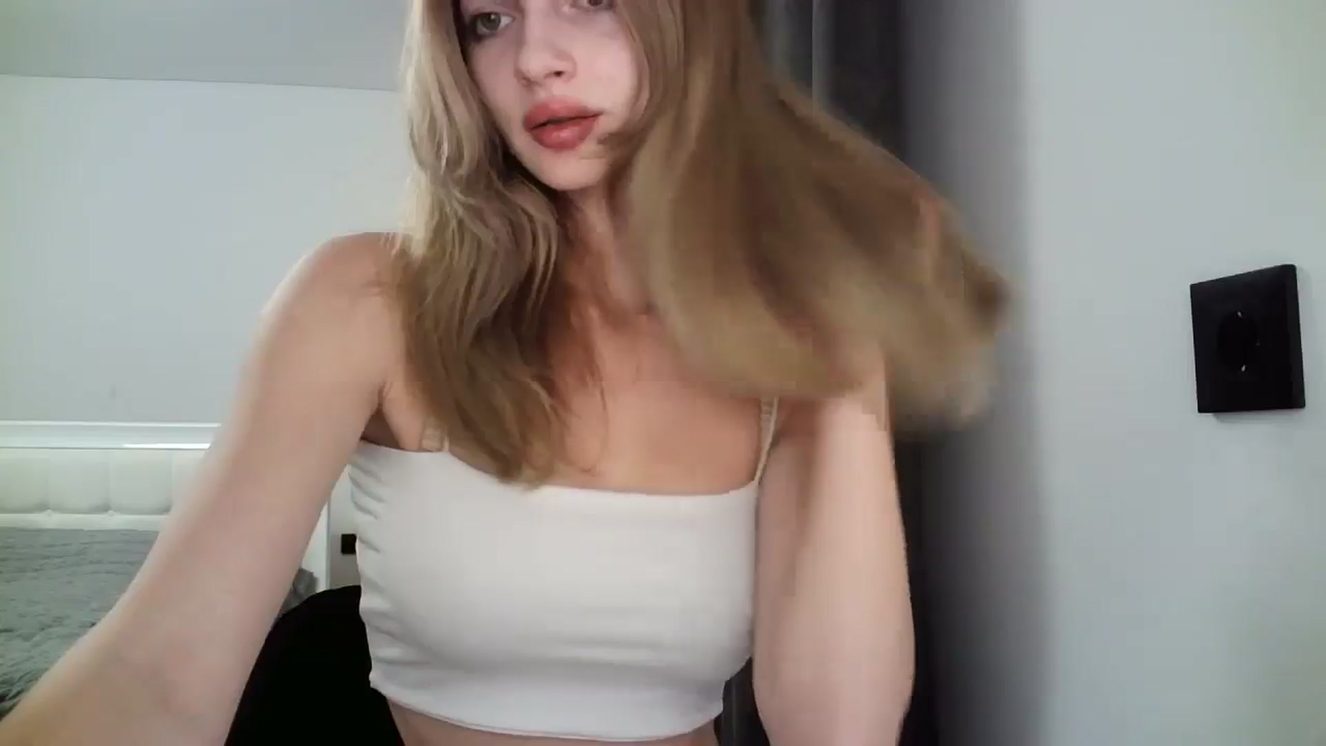 Gallery image thumbnail from MaryyCo's myfreecams stream on, 01/21/2025, 16:23 image 20 of 20