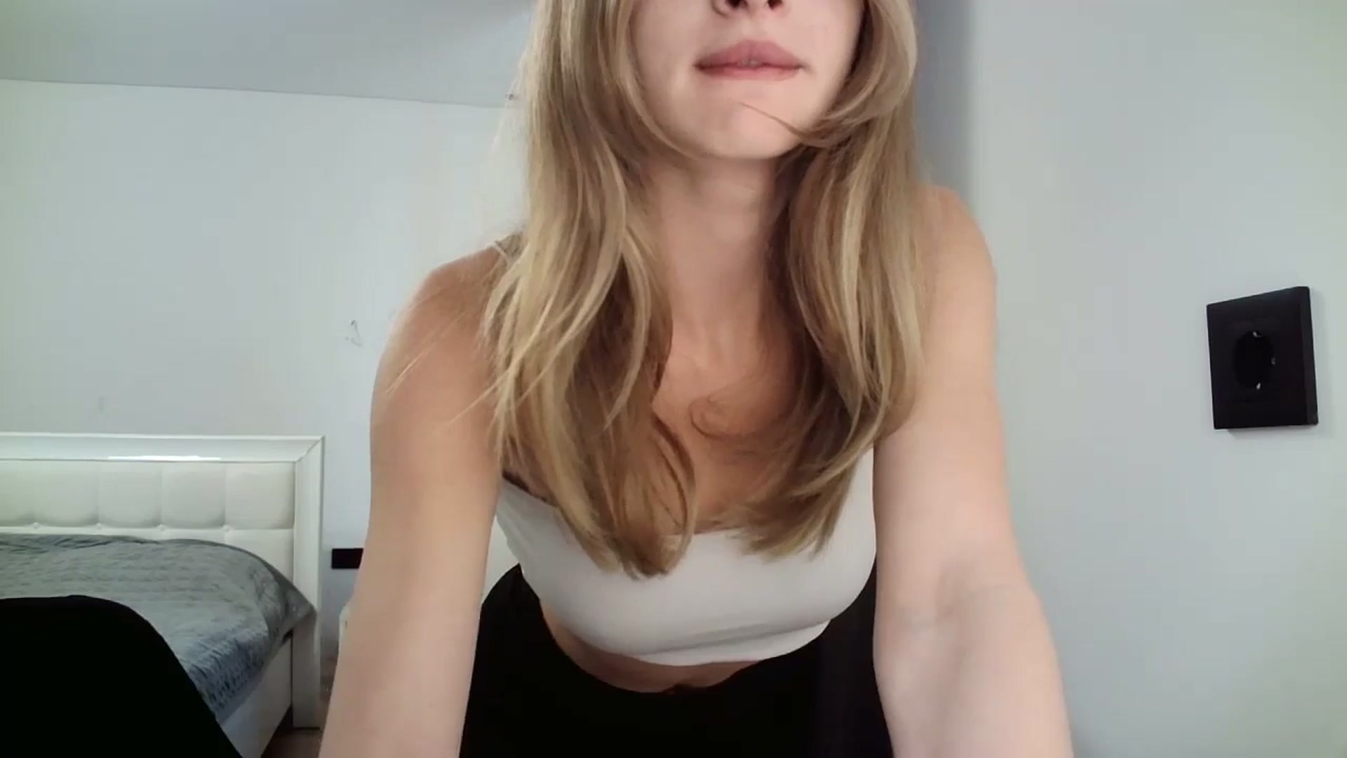 Gallery image thumbnail from MaryyCo's myfreecams stream on, 01/22/2025, 10:24 image 15 of 20