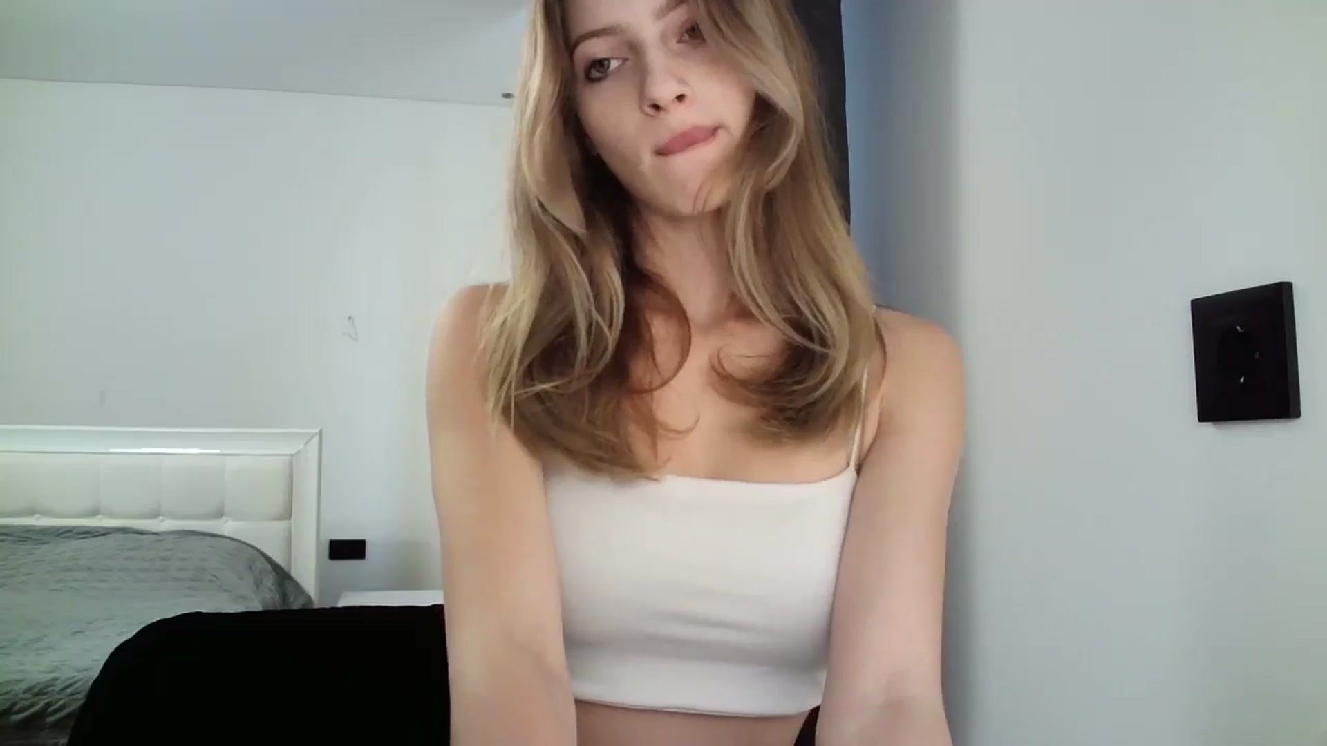 Gallery image thumbnail from MaryyCo's myfreecams stream on, 01/22/2025, 10:24 image 12 of 20