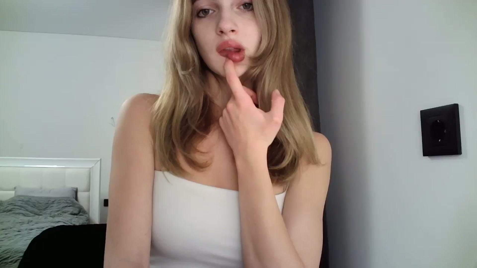 Gallery image thumbnail from MaryyCo's myfreecams stream on, 01/22/2025, 14:02 image 16 of 20