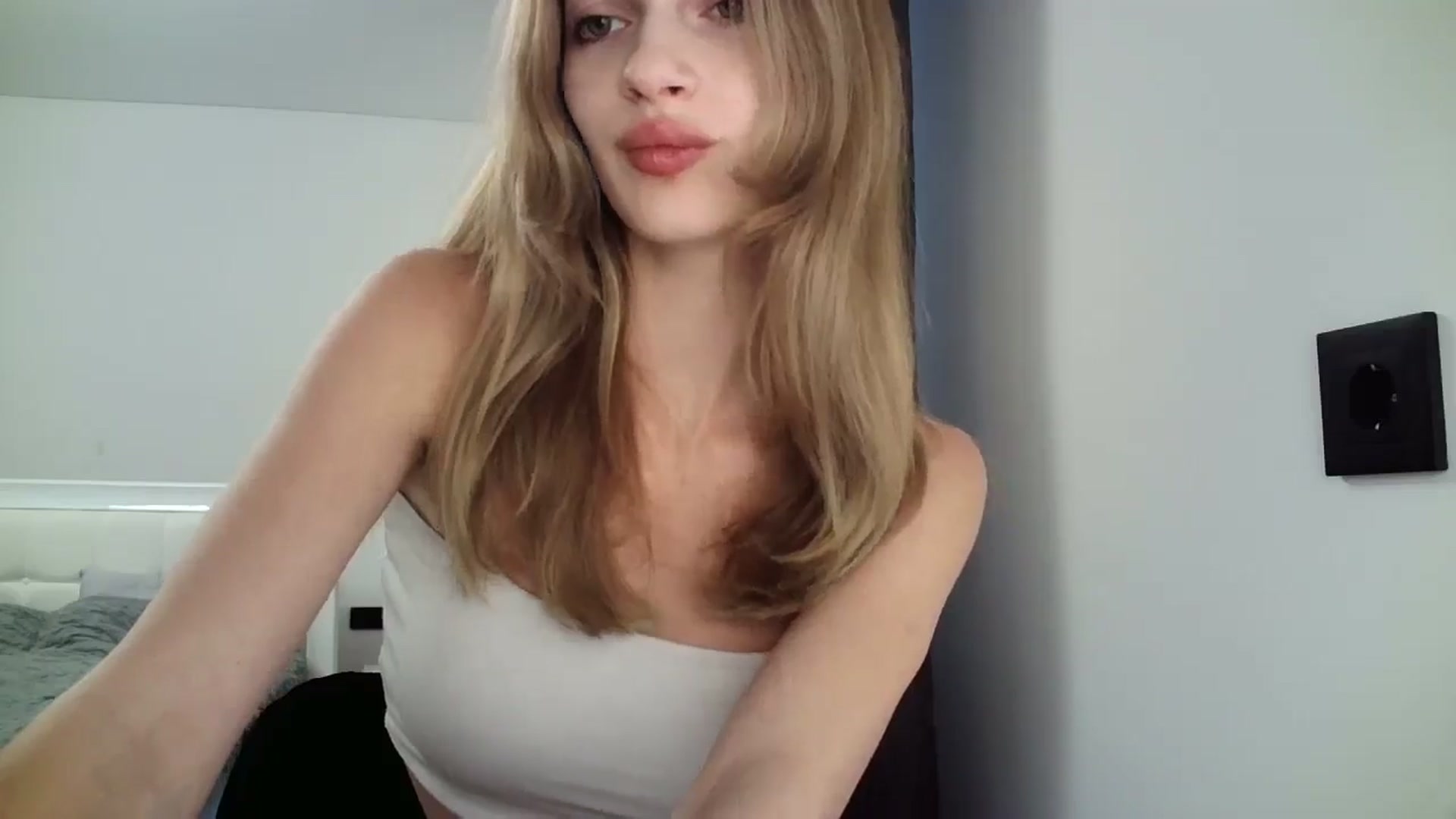 Gallery image thumbnail from MaryyCo's myfreecams stream on, 01/22/2025, 14:02 image 2 of 20