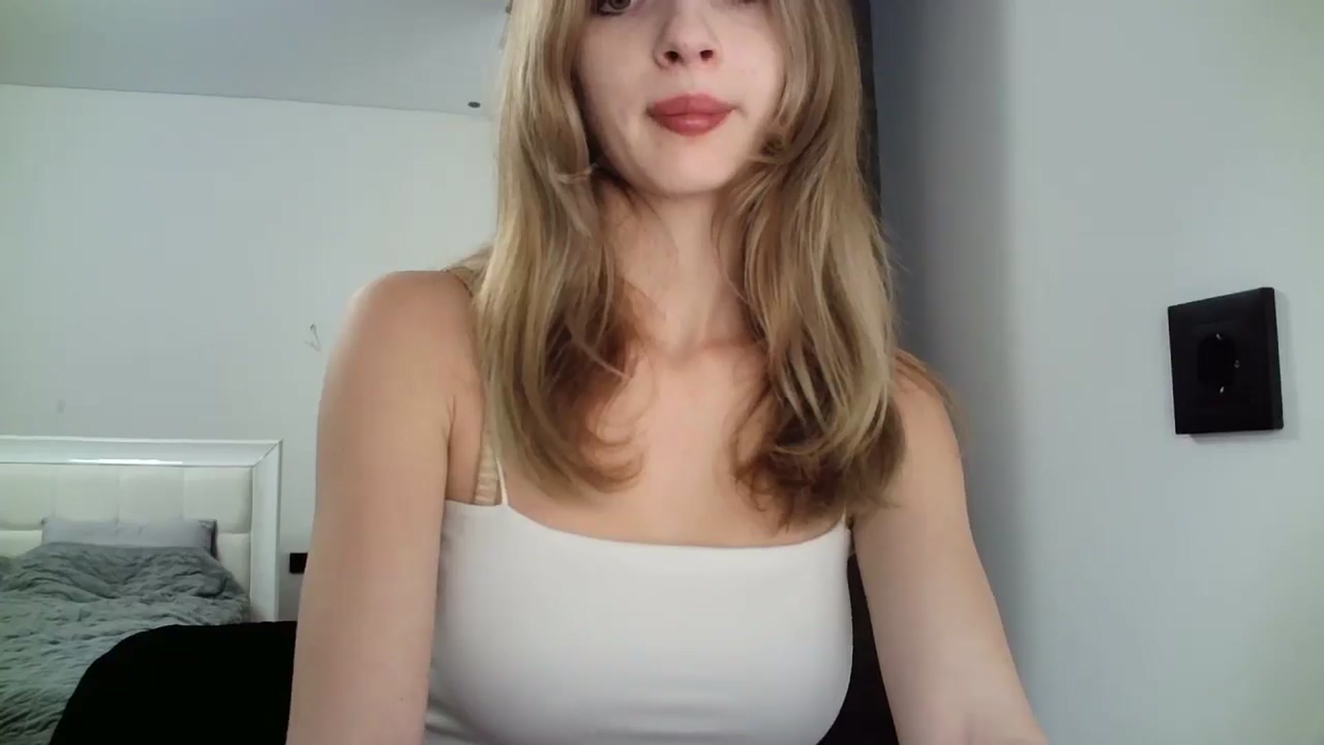 Gallery image thumbnail from MaryyCo's myfreecams stream on, 01/22/2025, 14:02 image 14 of 20