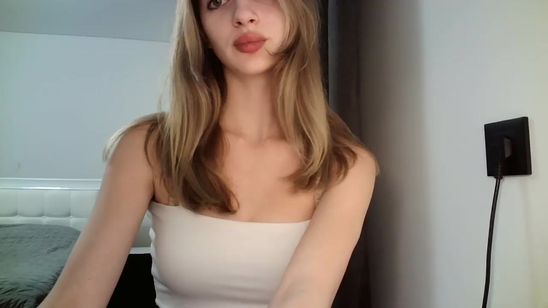 Gallery image thumbnail from MaryyCo's myfreecams stream on, 01/22/2025, 19:00 image 13 of 20