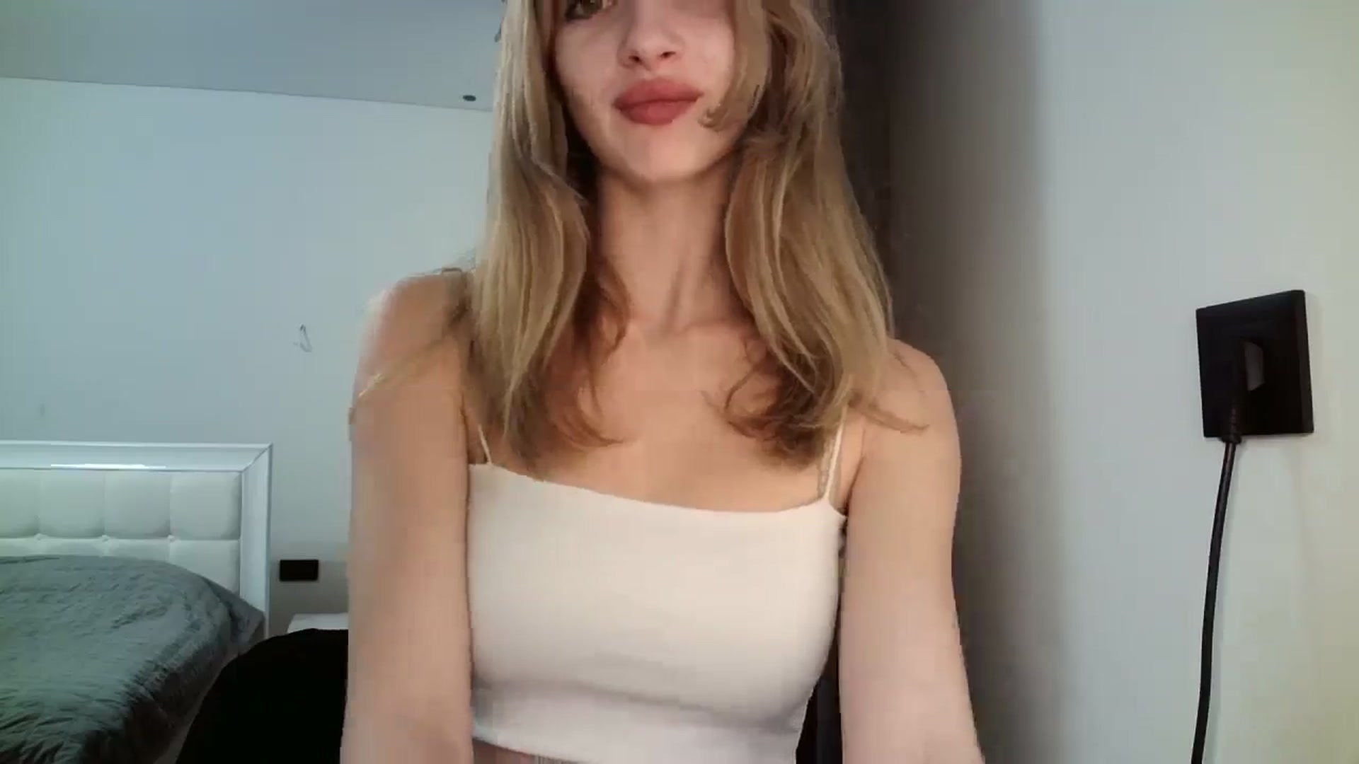 Gallery image thumbnail from MaryyCo's myfreecams stream on, 01/22/2025, 19:00 image 20 of 20