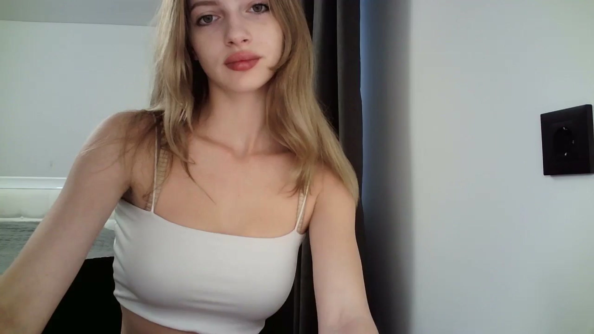 Gallery image thumbnail from MaryyCo's myfreecams stream on, 01/24/2025, 13:19 image 3 of 20