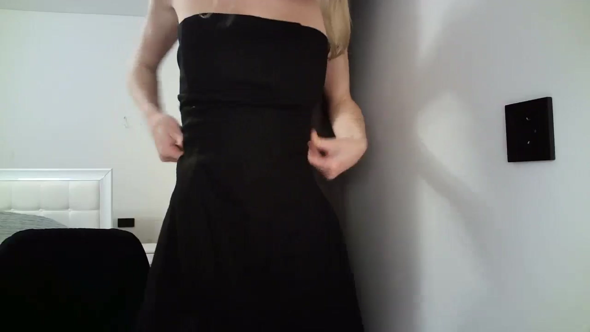Gallery image thumbnail from MaryyCo's myfreecams stream on, 02/02/2025, 21:48 image 16 of 20