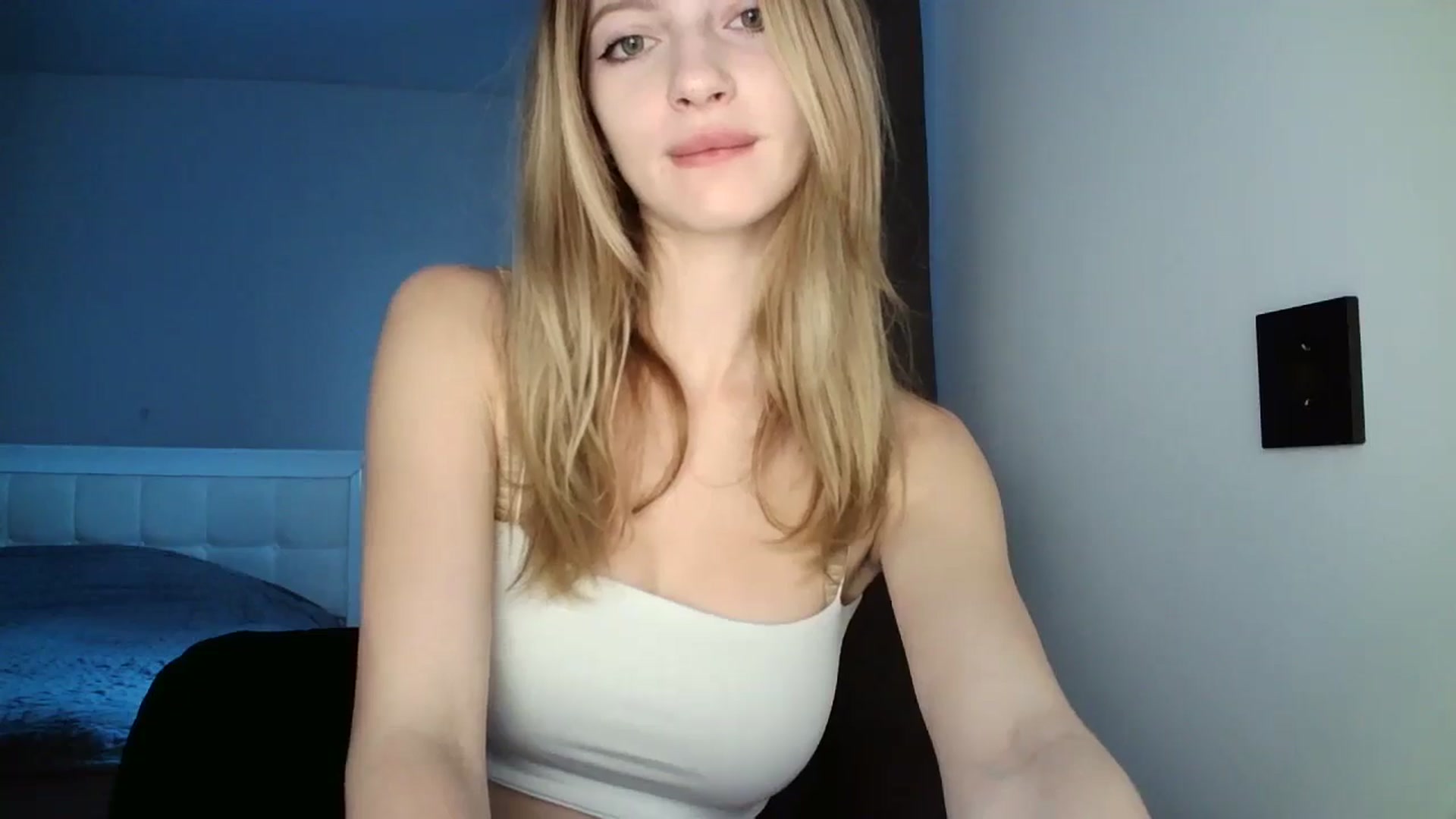 Gallery image thumbnail from MaryyCo's myfreecams stream on, 02/09/2025, 14:58 image 14 of 20