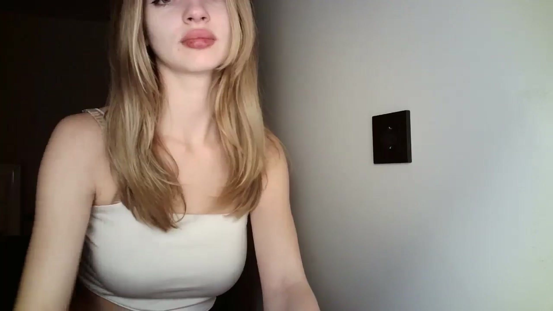 Gallery image thumbnail from MaryyCo's myfreecams stream on, 02/10/2025, 01:49 image 12 of 20