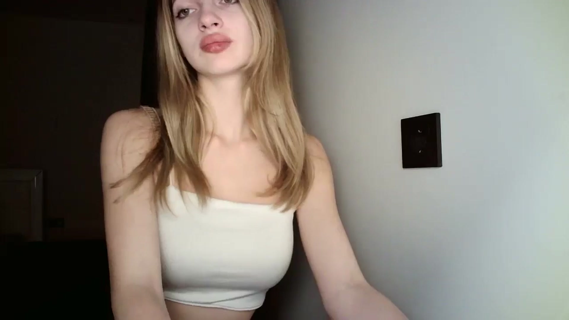 Gallery image thumbnail from MaryyCo's myfreecams stream on, 02/10/2025, 01:49 image 6 of 20