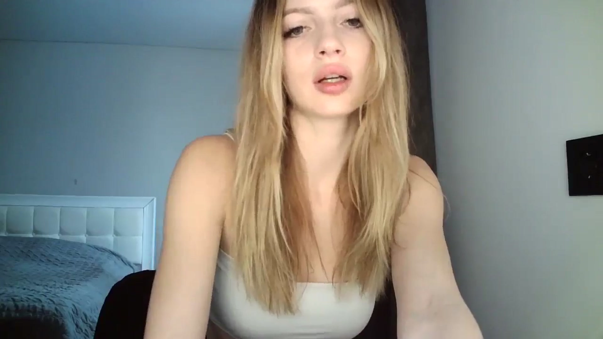 Gallery image thumbnail from MaryyCo's myfreecams stream on, 03/01/2025, 14:05 image 11 of 20