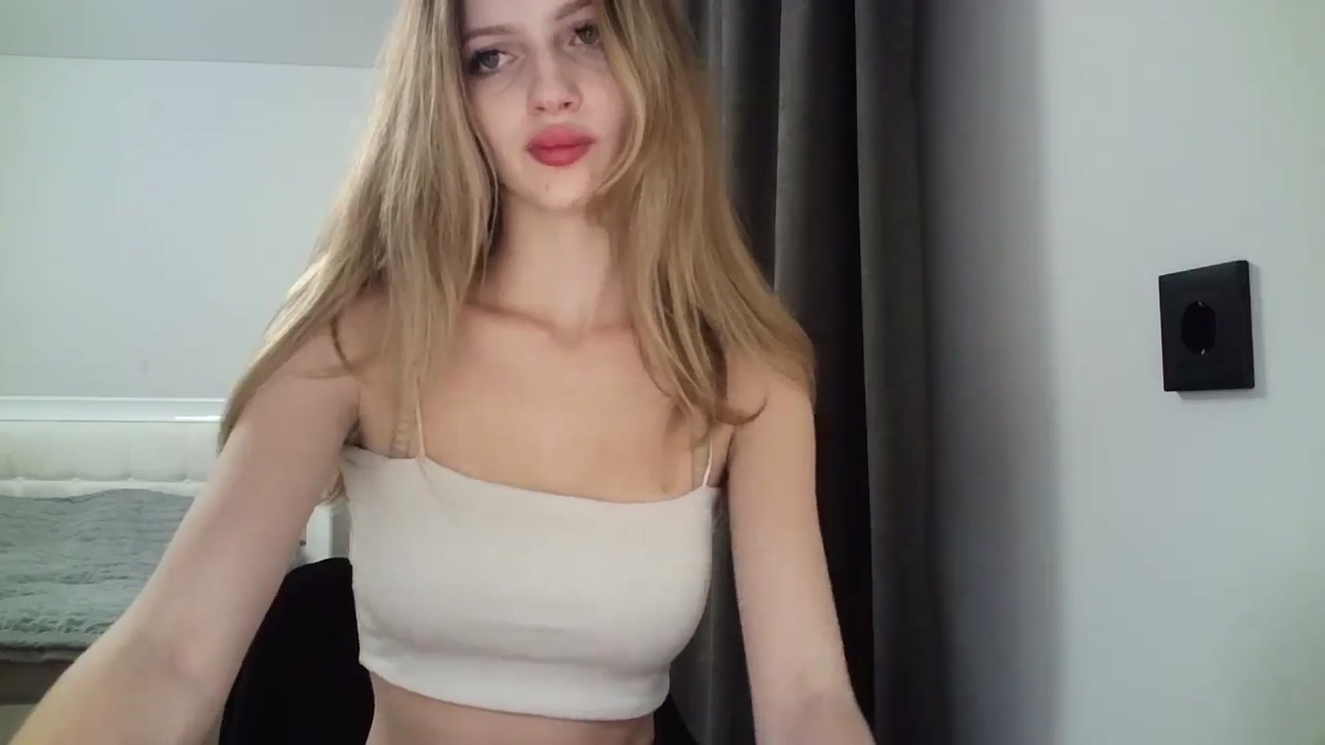 Gallery image thumbnail from MaryyCo's myfreecams stream on, 03/04/2025, 19:17 image 4 of 20