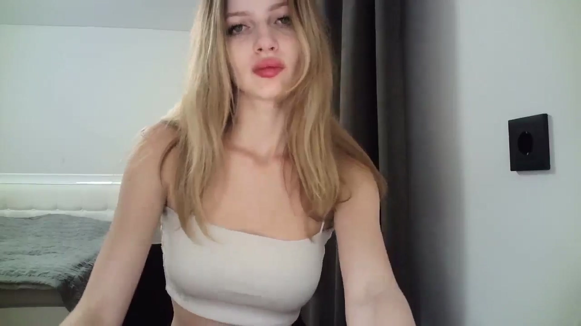 Gallery image thumbnail from MaryyCo's myfreecams stream on, 03/04/2025, 19:17 image 5 of 20