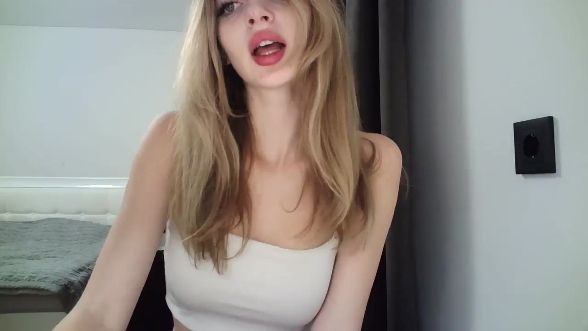 Gallery image thumbnail from MaryyCo's myfreecams stream on, 03/04/2025, 19:17 image 20 of 20