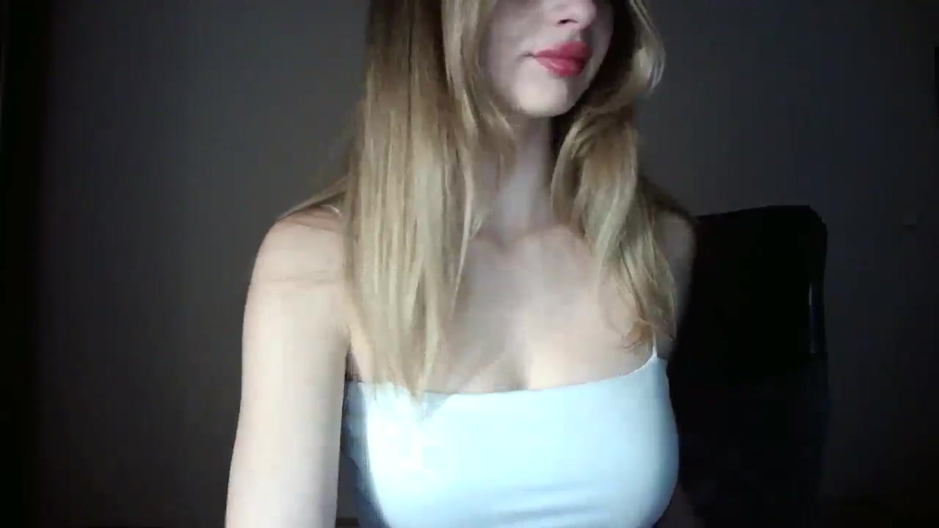 Gallery image thumbnail from MaryyCo's myfreecams stream on, 03/12/2025, 10:27 image 13 of 20