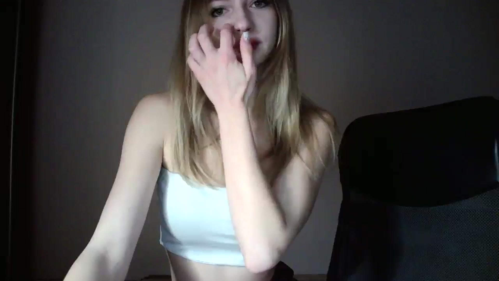 Gallery image thumbnail from MaryyCo's myfreecams stream on, 03/12/2025, 10:39 image 9 of 20