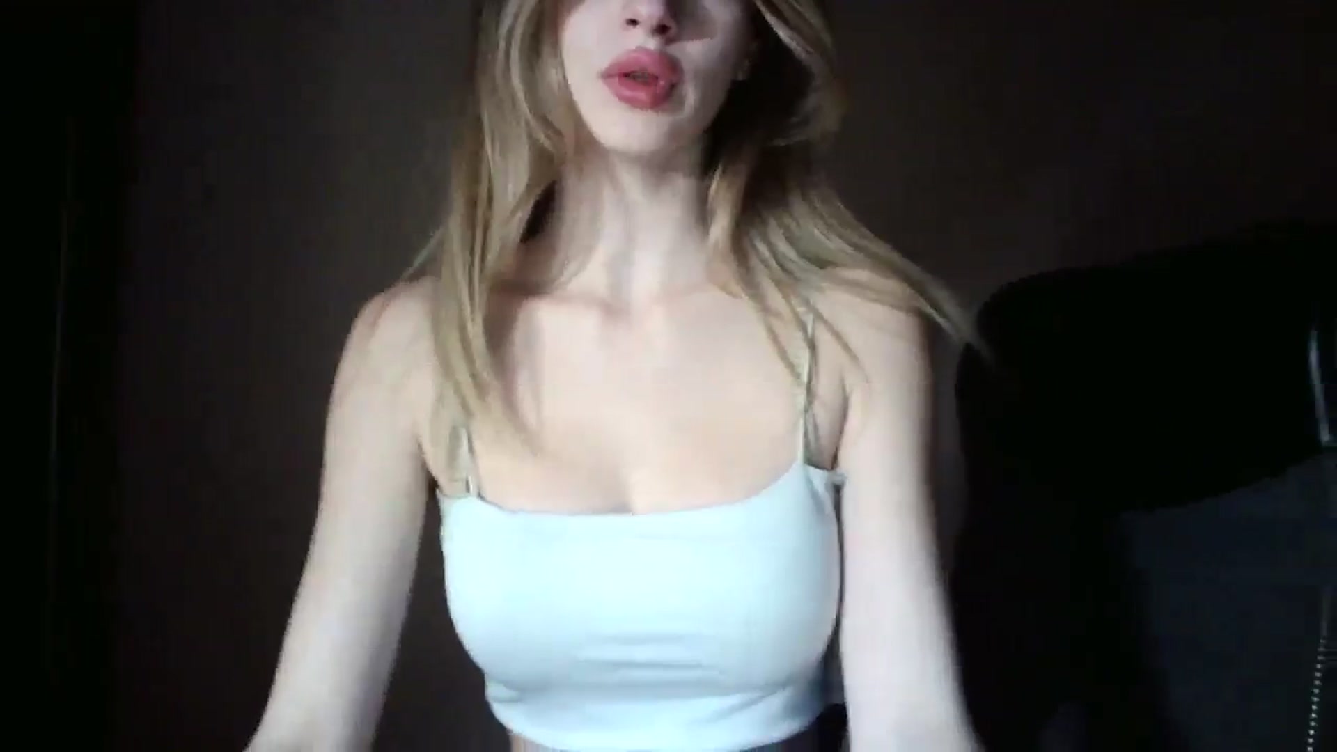 Gallery image thumbnail from MaryyCo's myfreecams stream on, 03/12/2025, 13:53 image 7 of 20