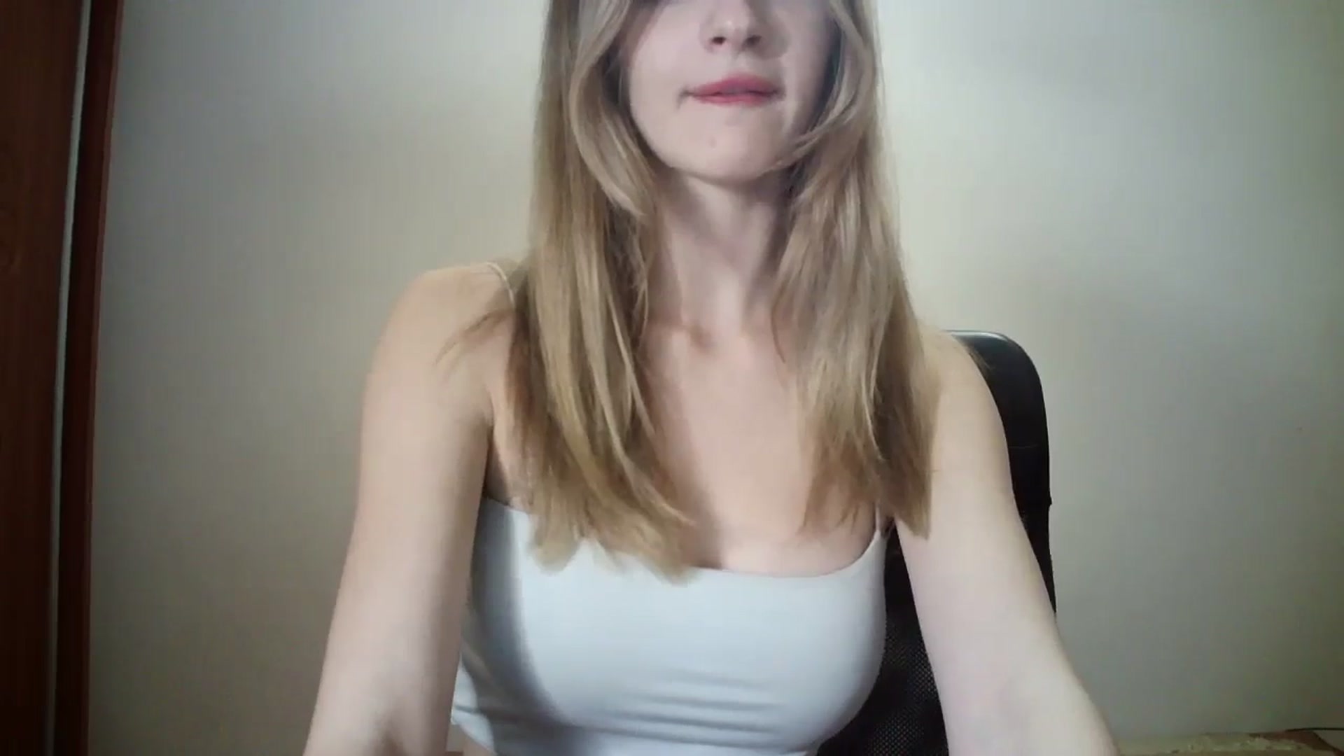 Gallery image thumbnail from MaryyCo's myfreecams stream on, 03/12/2025, 19:05 image 9 of 20