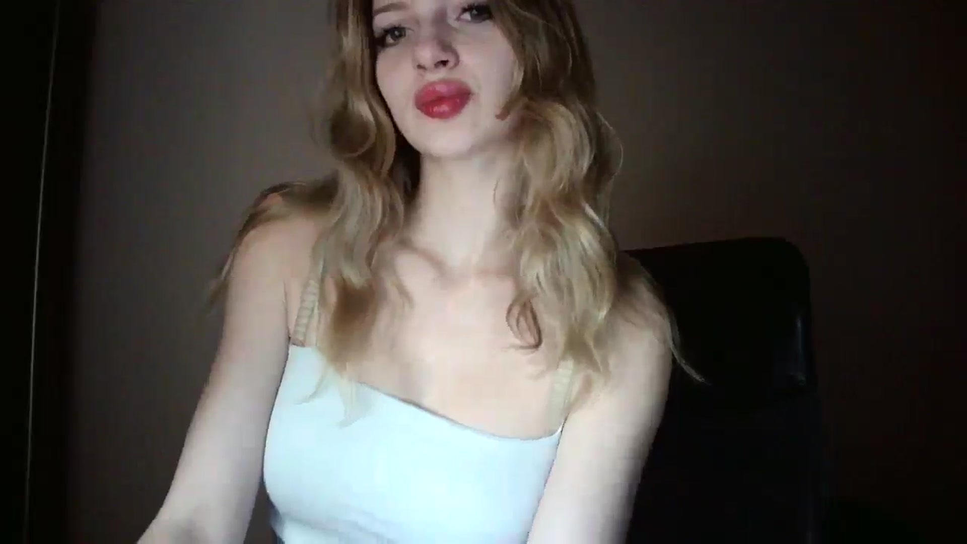 Gallery image thumbnail from MaryyCo's myfreecams stream on, 03/13/2025, 16:52 image 3 of 20