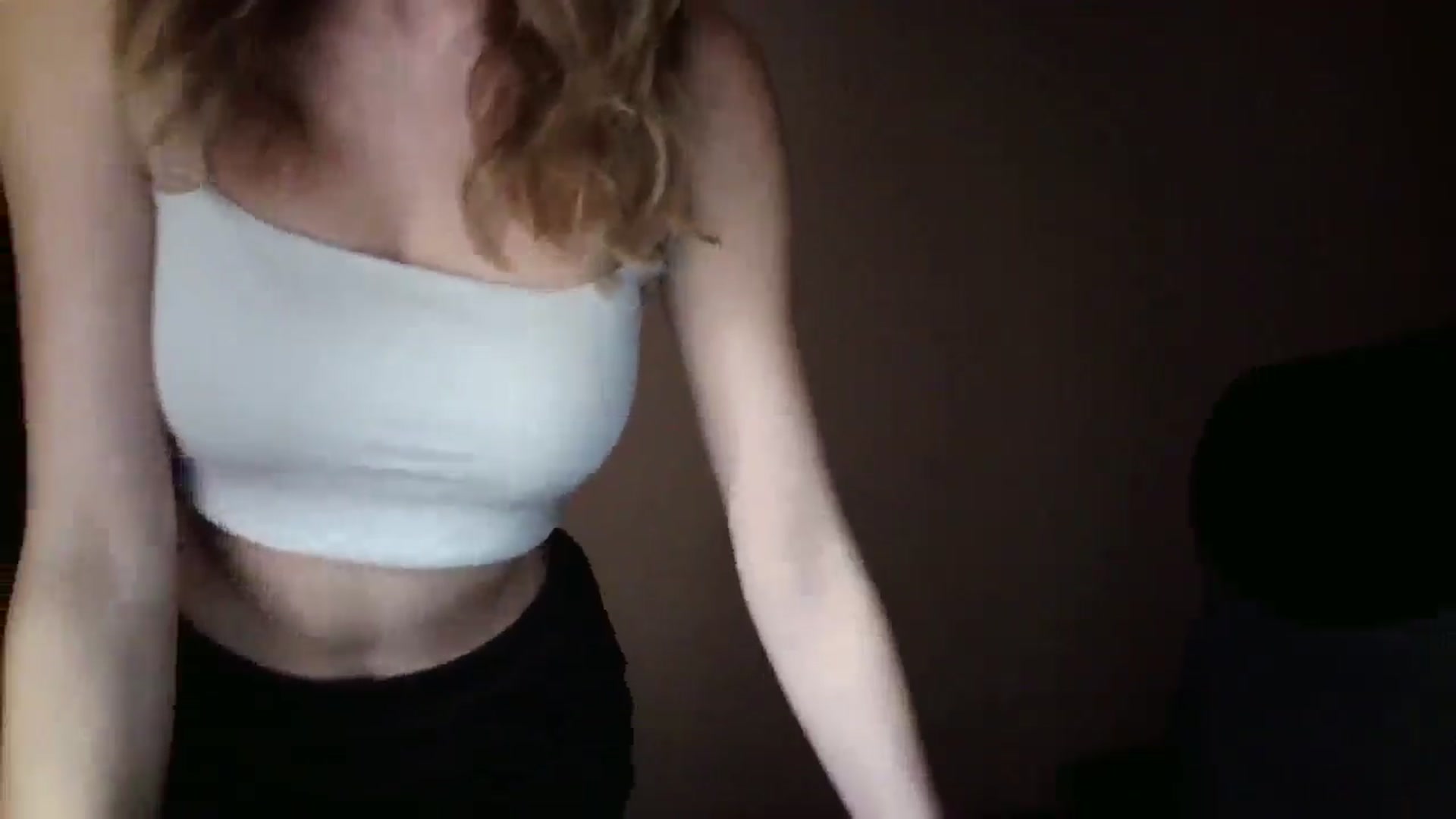 Gallery image thumbnail from MaryyCo's myfreecams stream on, 03/13/2025, 17:34 image 6 of 20