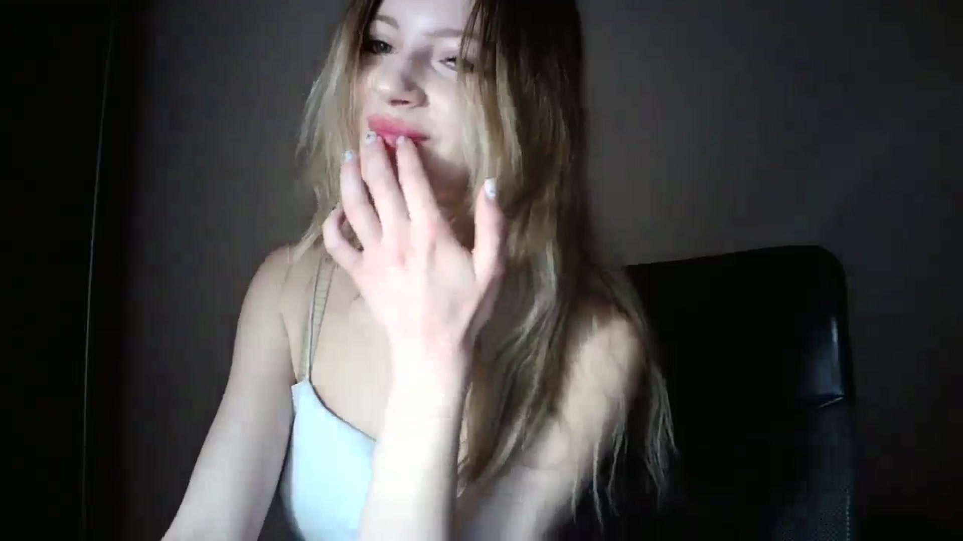 Gallery image thumbnail from MaryyCo's myfreecams stream on, 03/14/2025, 12:30 image 20 of 20