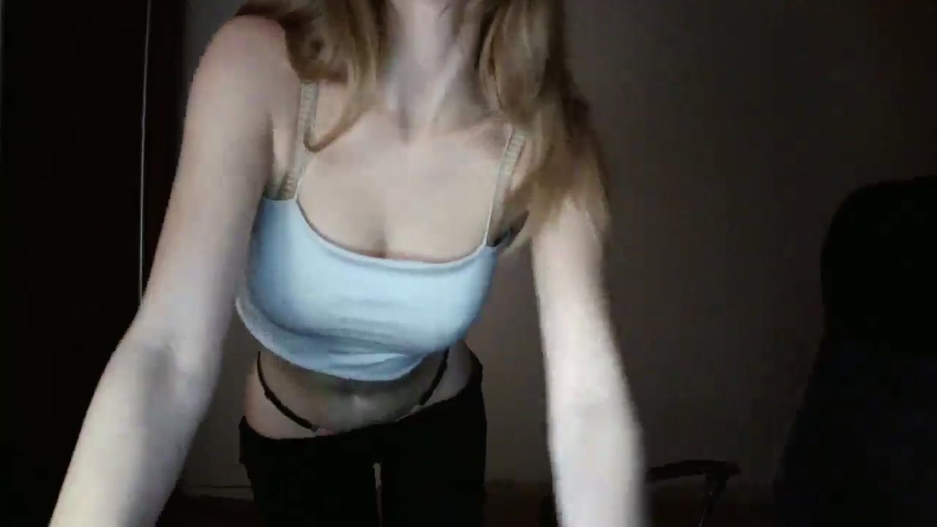 Gallery image thumbnail from MaryyCo's myfreecams stream on, 03/16/2025, 17:32 image 11 of 20
