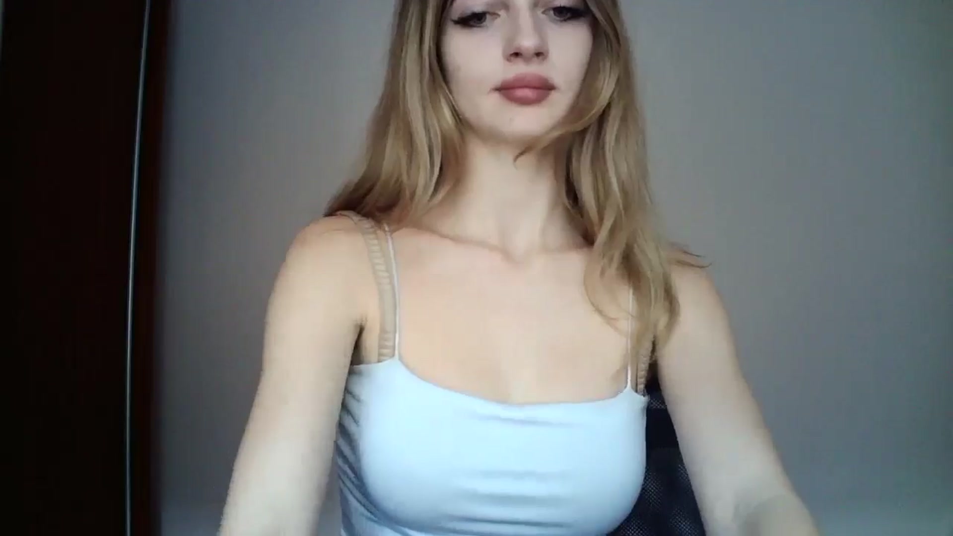 Gallery image thumbnail from MaryyCo's myfreecams stream on, 03/17/2025, 14:41 image 6 of 20