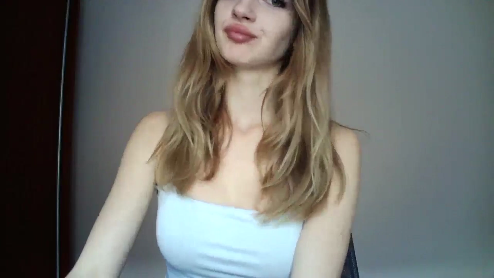 Gallery image thumbnail from MaryyCo's myfreecams stream on, 03/17/2025, 14:41 image 7 of 20