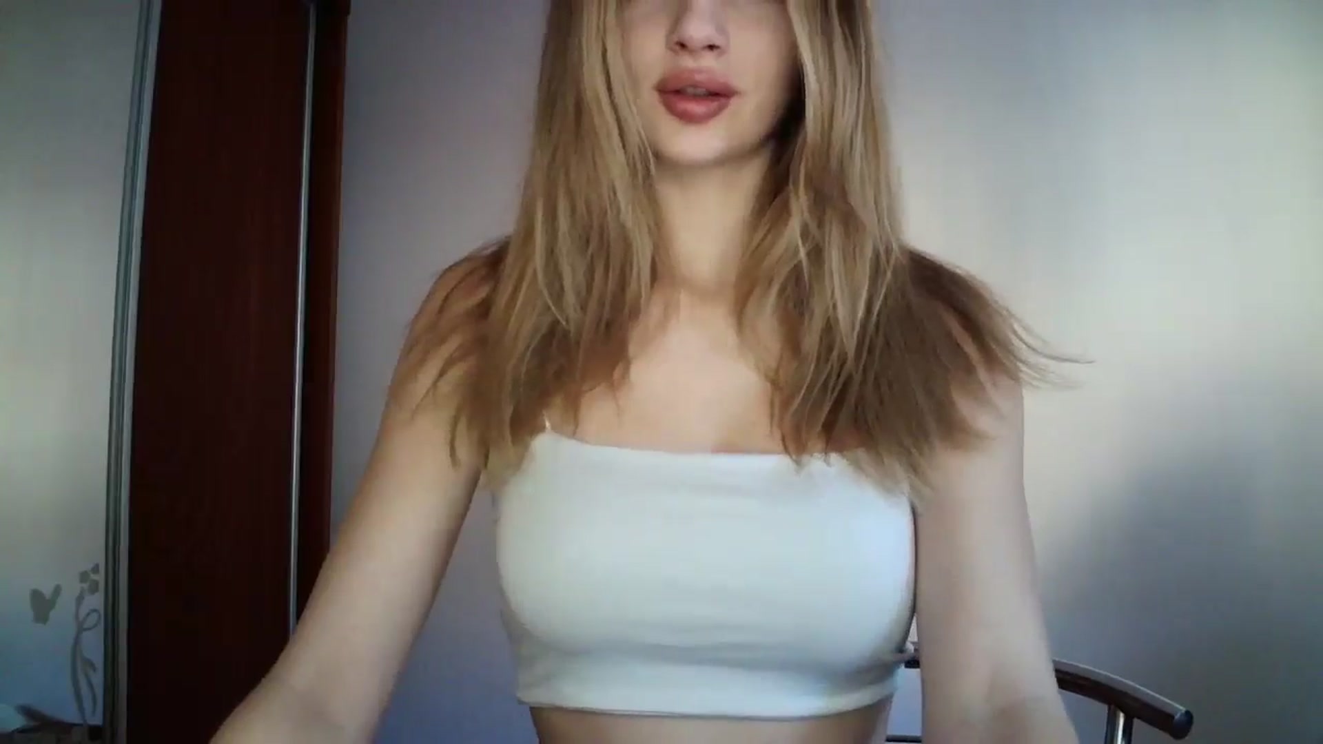 Gallery image thumbnail from MaryyCo's myfreecams stream on, 03/21/2025, 14:03 image 14 of 20