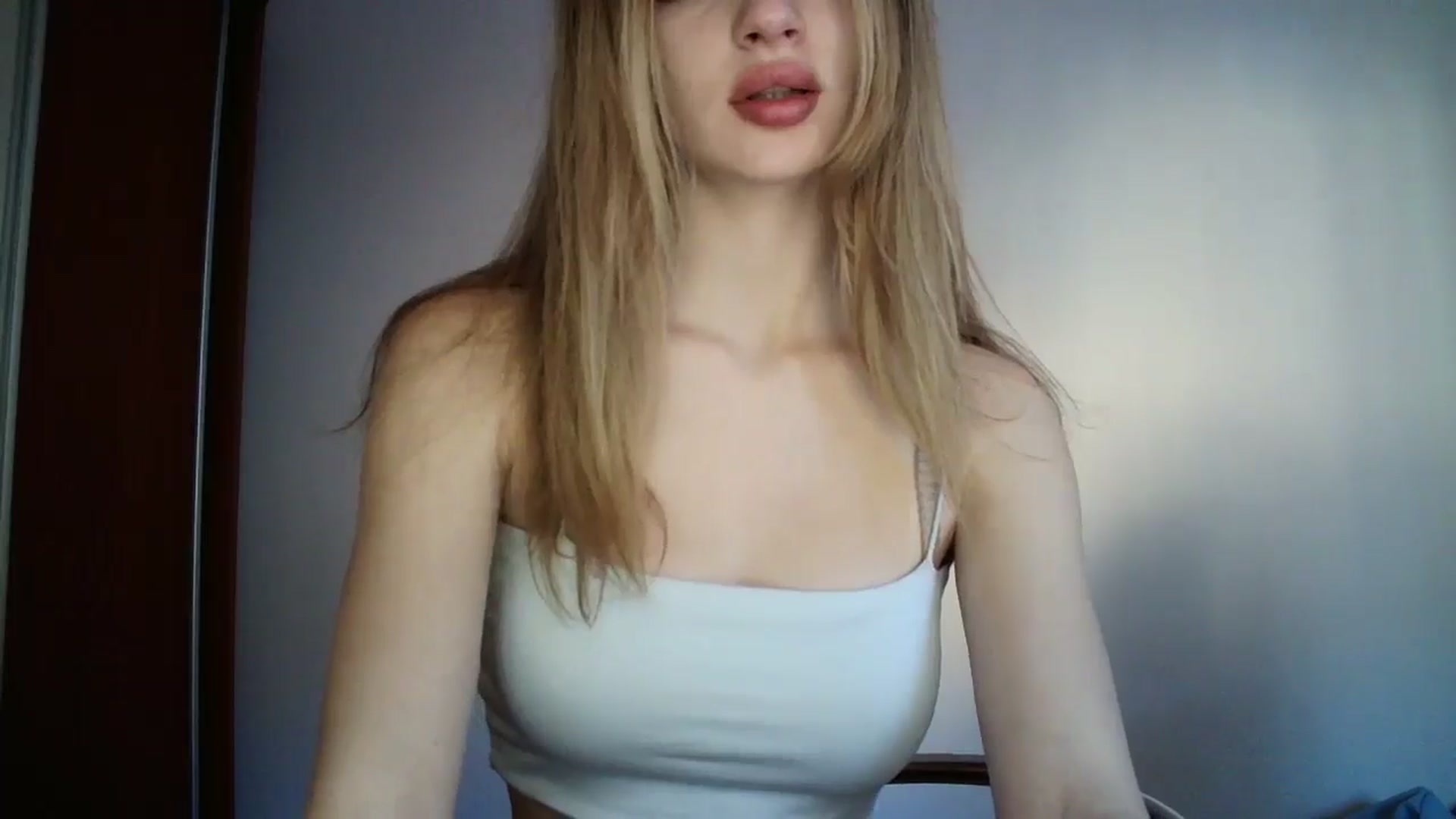 Gallery image thumbnail from MaryyCo's myfreecams stream on, 03/21/2025, 14:42 image 15 of 20