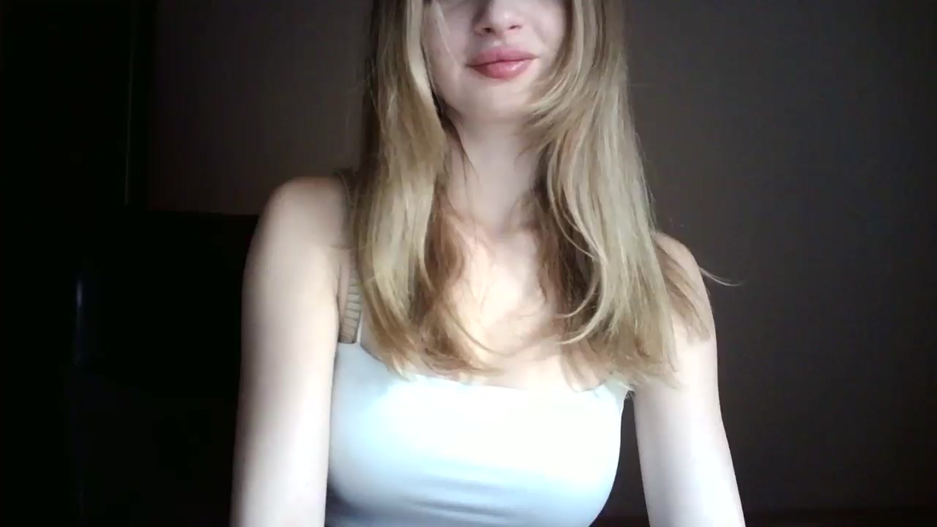 Gallery image thumbnail from MaryyCo's myfreecams stream on, 03/22/2025, 16:44 image 9 of 20