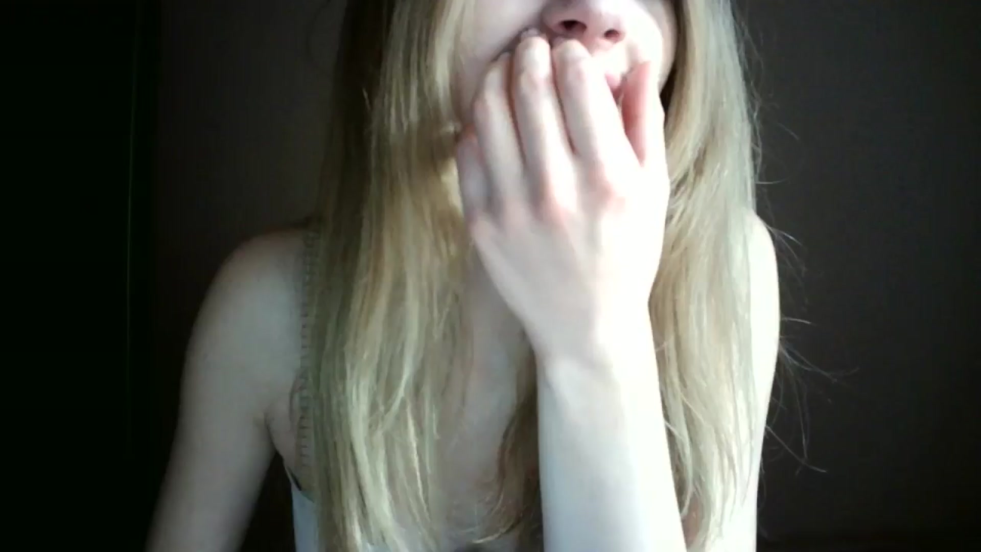 Gallery image thumbnail from MaryyCo's myfreecams stream on, 03/22/2025, 16:44 image 15 of 20