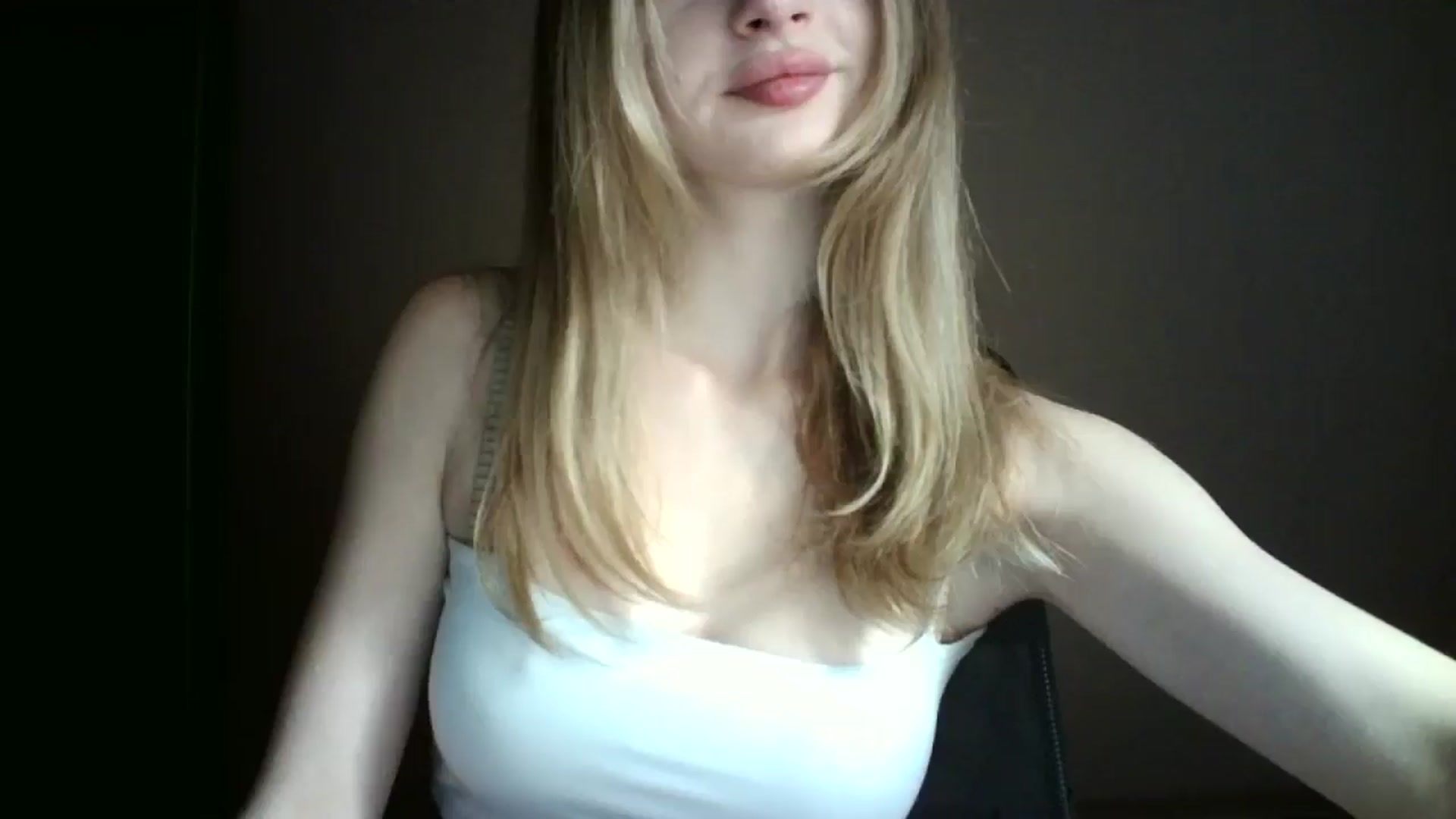 Gallery image thumbnail from MaryyCo's myfreecams stream on, 03/22/2025, 16:44 image 20 of 20
