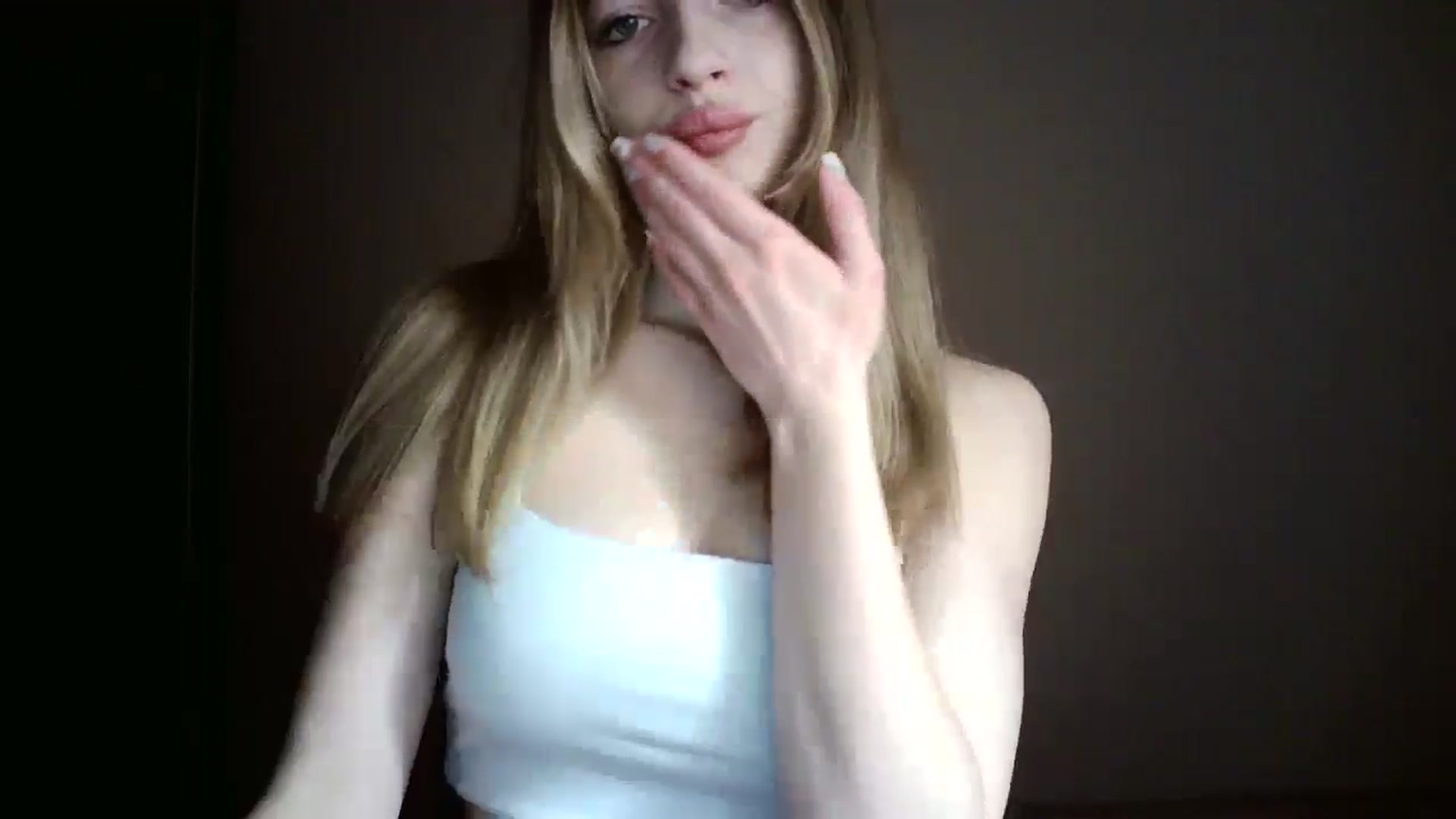Gallery image thumbnail from MaryyCo's myfreecams stream on, 03/22/2025, 16:44 image 13 of 20