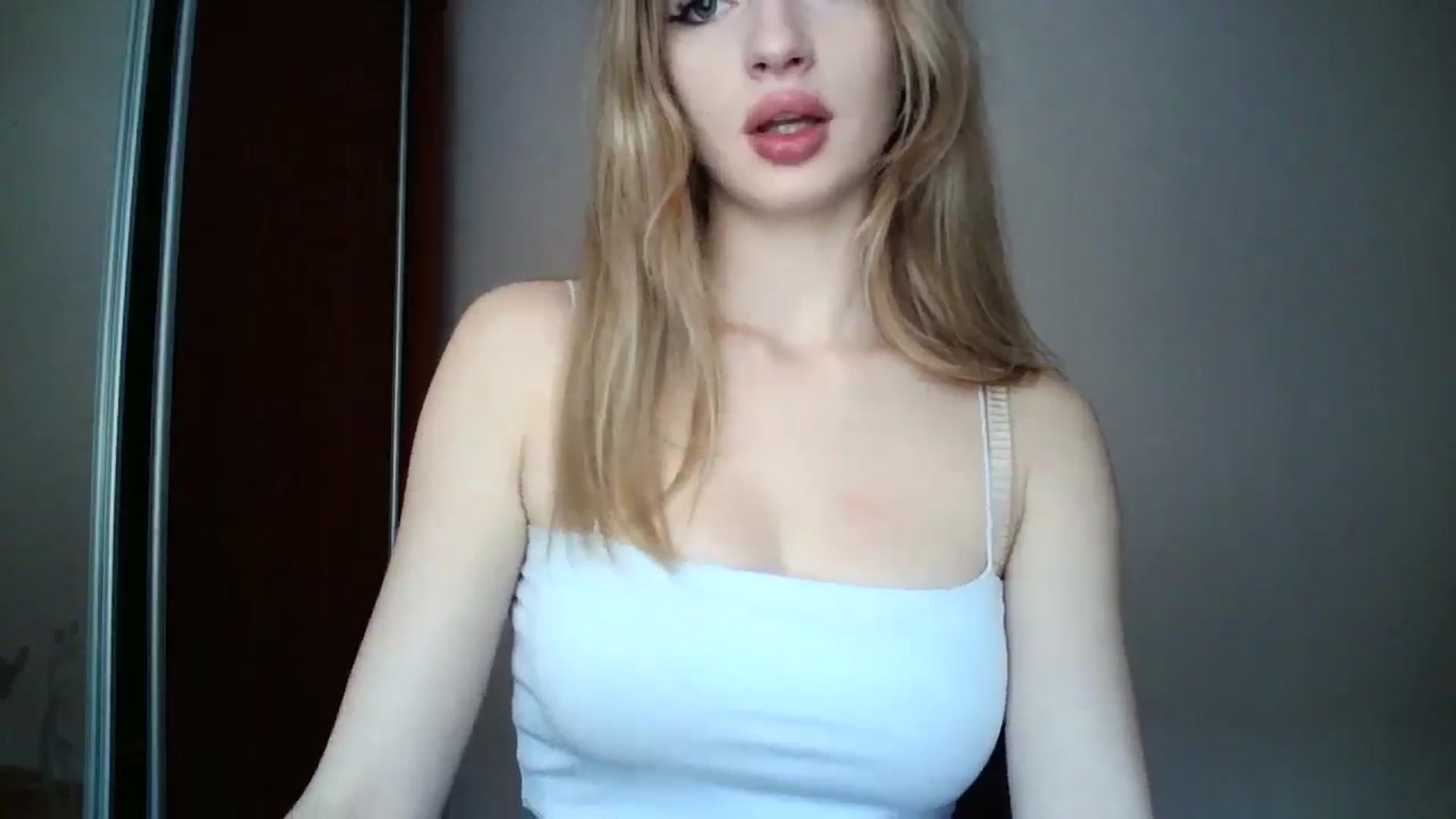 Gallery image thumbnail from MaryyCo's myfreecams stream on, 03/23/2025, 13:07 image 5 of 20