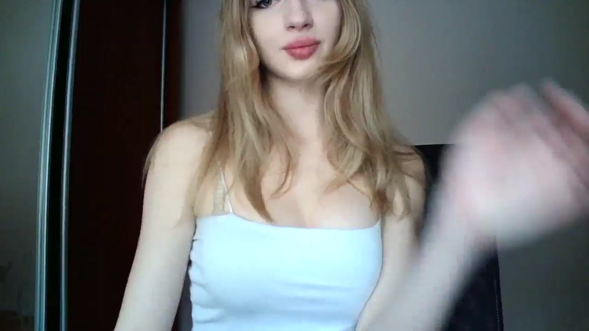 Gallery image thumbnail from MaryyCo's myfreecams stream on, 03/23/2025, 13:07 image 12 of 20