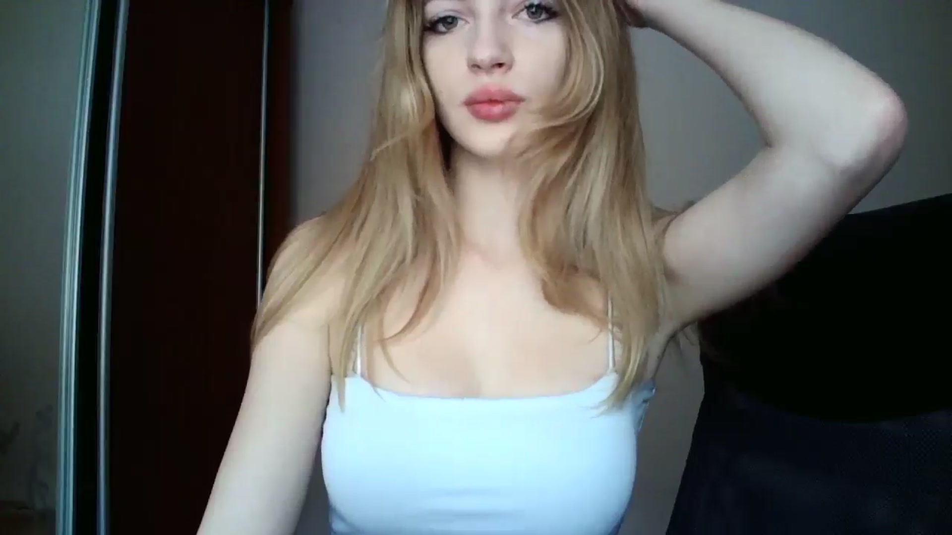 Gallery image thumbnail from MaryyCo's myfreecams stream on, 03/23/2025, 13:07 image 10 of 20