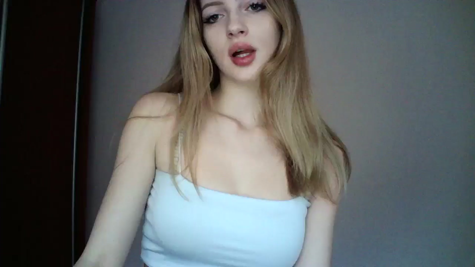 Gallery image thumbnail from MaryyCo's myfreecams stream on, 03/23/2025, 15:38 image 10 of 20