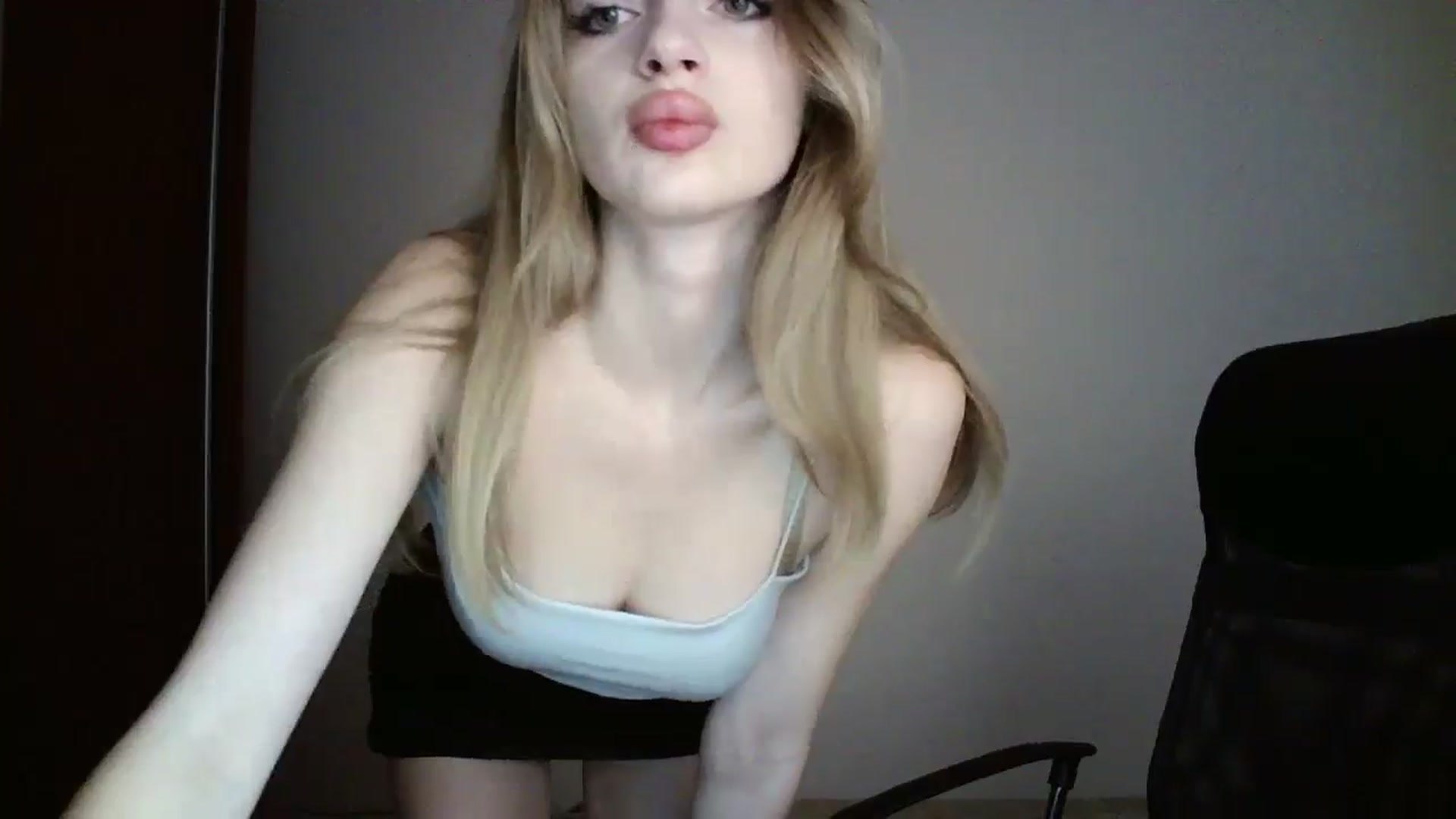 Gallery image thumbnail from MaryyCo's myfreecams stream on, 03/24/2025, 15:14 image 6 of 20