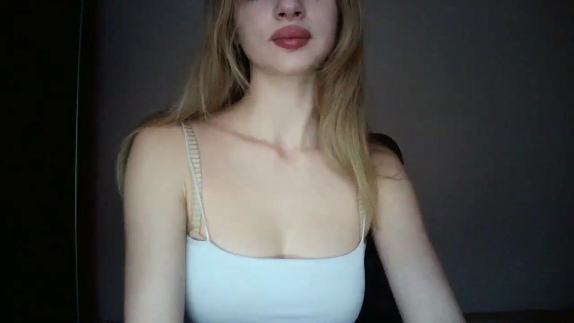 Gallery image thumbnail from MaryyCo's myfreecams stream on, 03/24/2025, 15:14 image 2 of 20