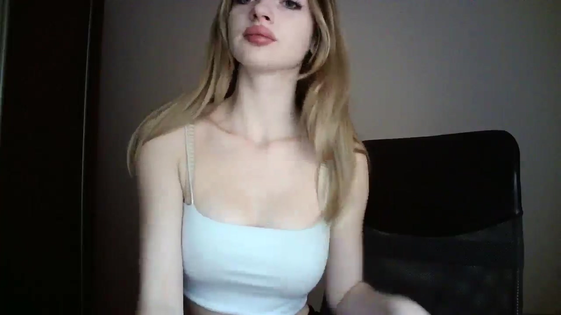 Gallery image thumbnail from MaryyCo's myfreecams stream on, 03/24/2025, 15:46 image 2 of 20