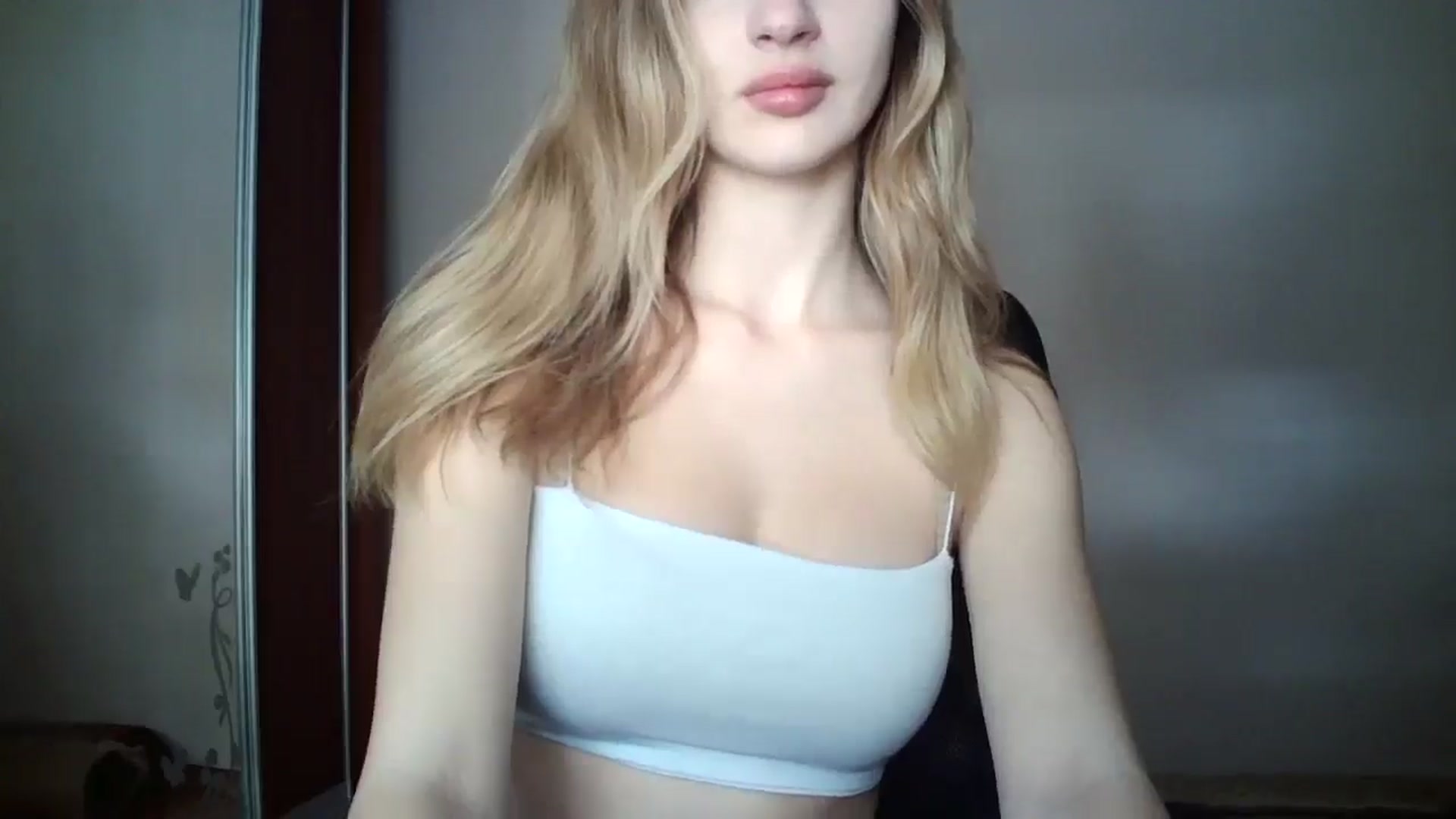 Gallery image thumbnail from MaryyCo's myfreecams stream on, 04/06/2025, 12:55 image 10 of 20