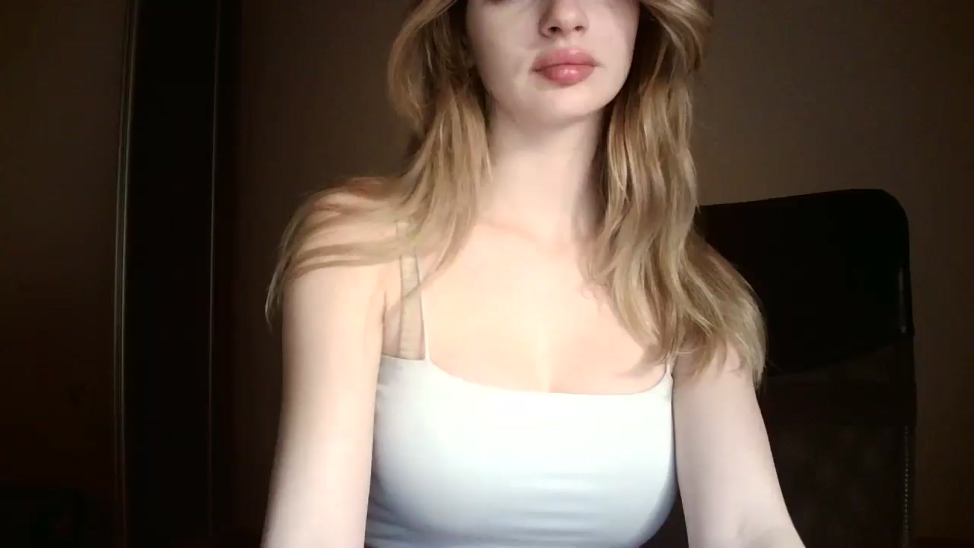 Gallery image thumbnail from MaryyCo's myfreecams stream on, 04/07/2025, 18:00 image 1 of 20