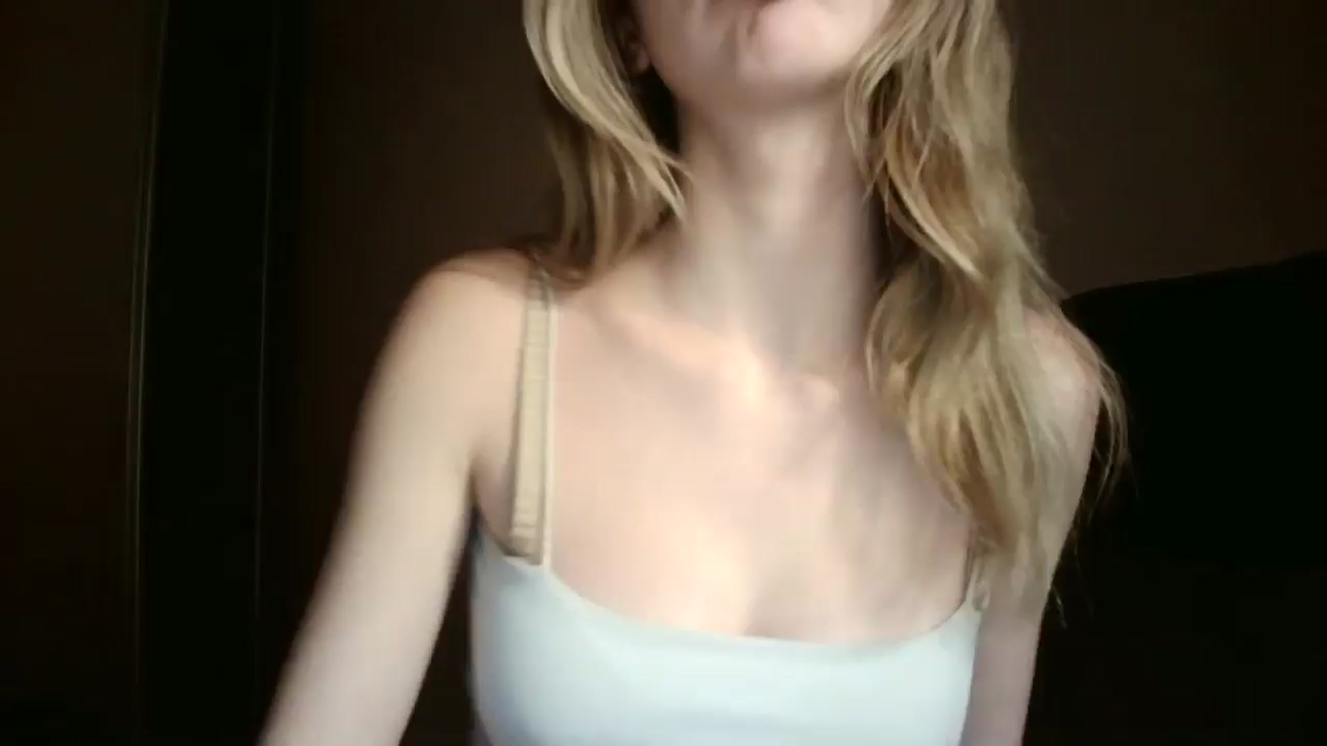Gallery image thumbnail from MaryyCo's myfreecams stream on, 04/07/2025, 18:55 image 4 of 20