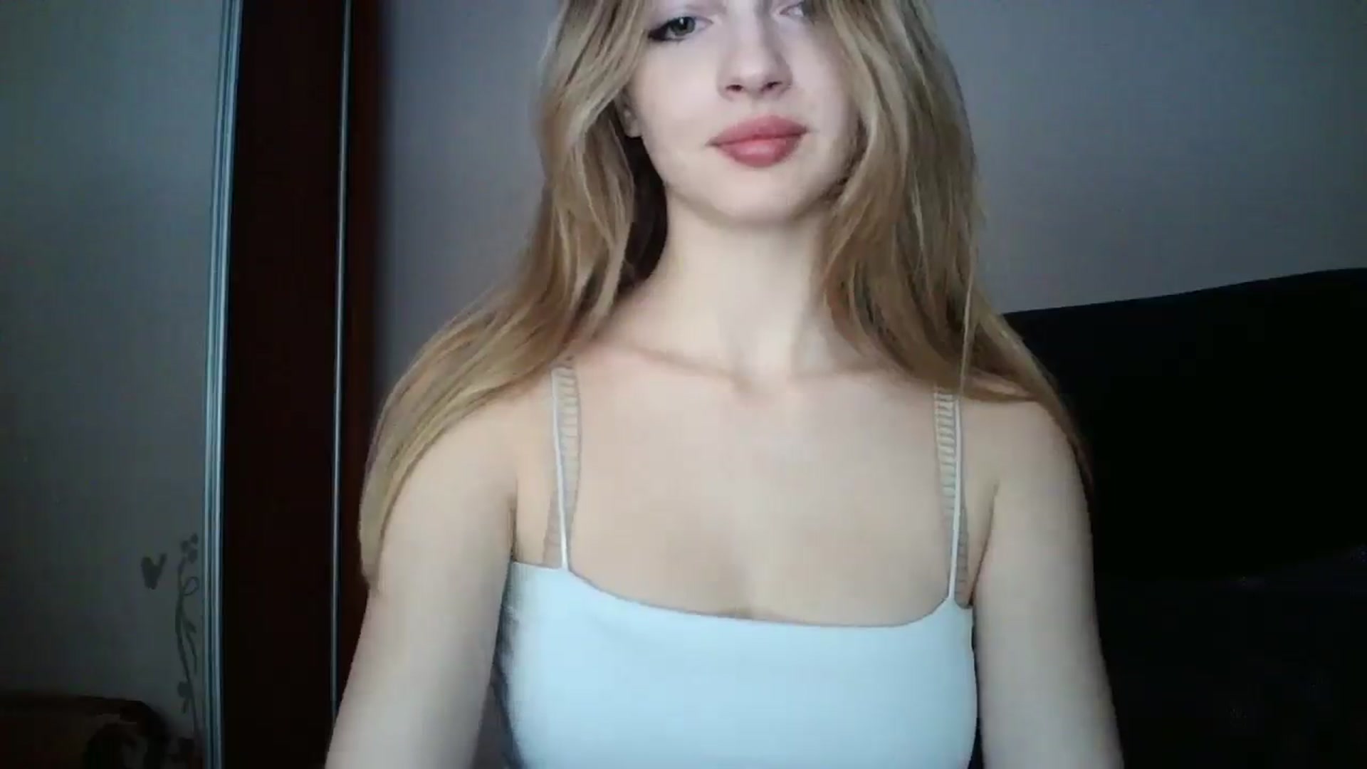 Gallery image thumbnail from MaryyCo's myfreecams stream on, 04/10/2025, 11:47 image 16 of 20