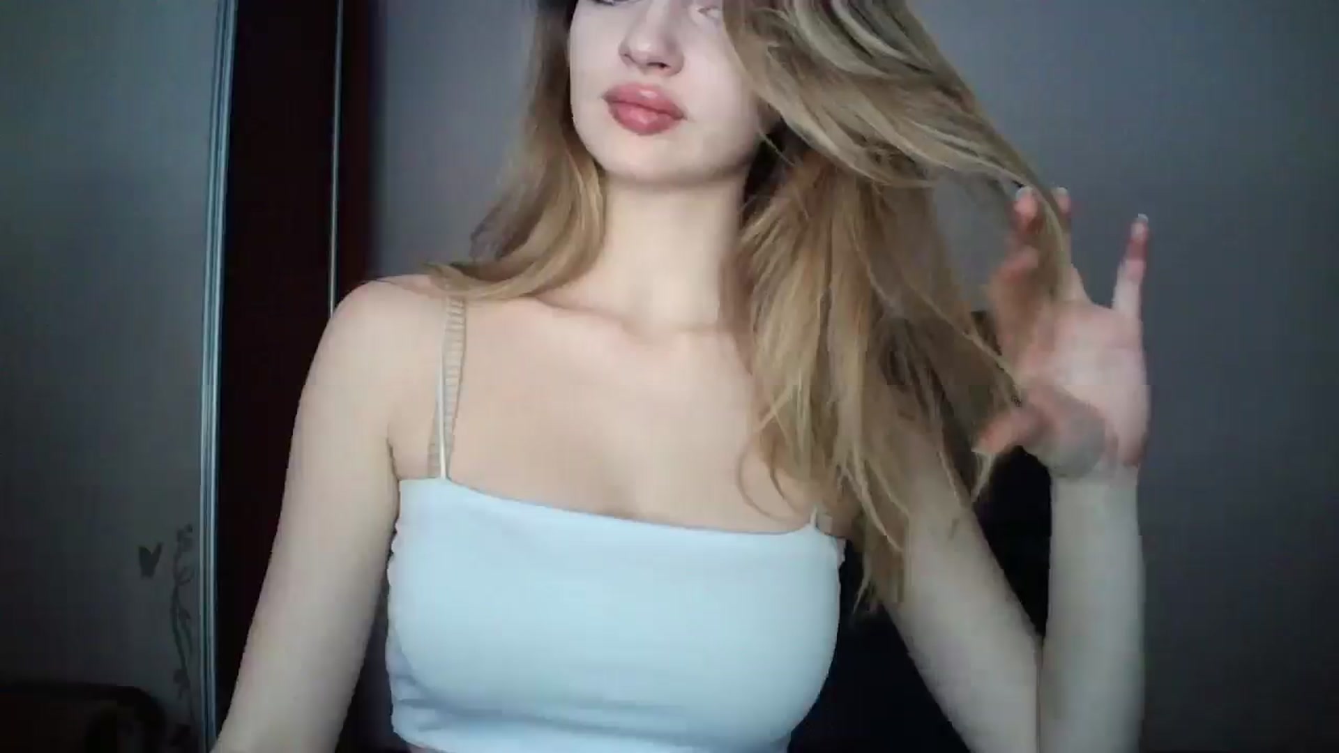 Gallery image thumbnail from MaryyCo's myfreecams stream on, 04/10/2025, 11:47 image 9 of 20