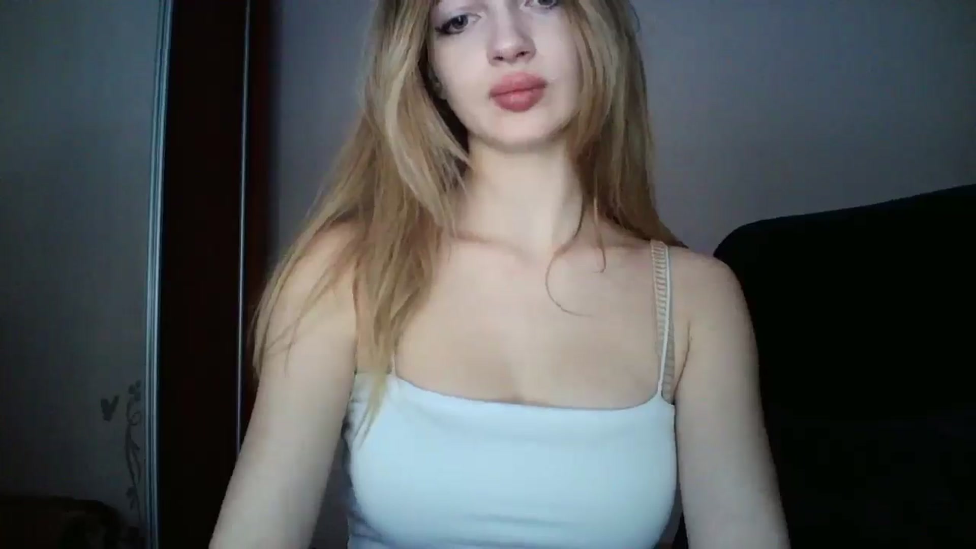 Gallery image thumbnail from MaryyCo's myfreecams stream on, 04/10/2025, 11:47 image 6 of 20