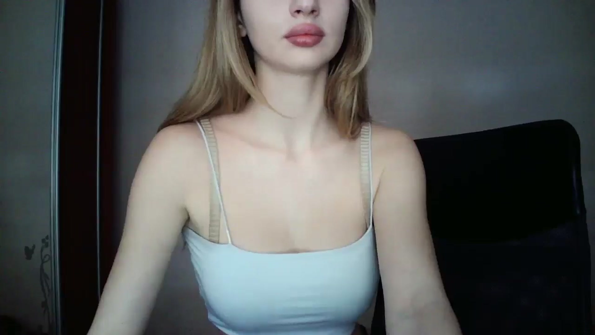 Gallery image thumbnail from MaryyCo's myfreecams stream on, 04/11/2025, 11:11 image 19 of 20