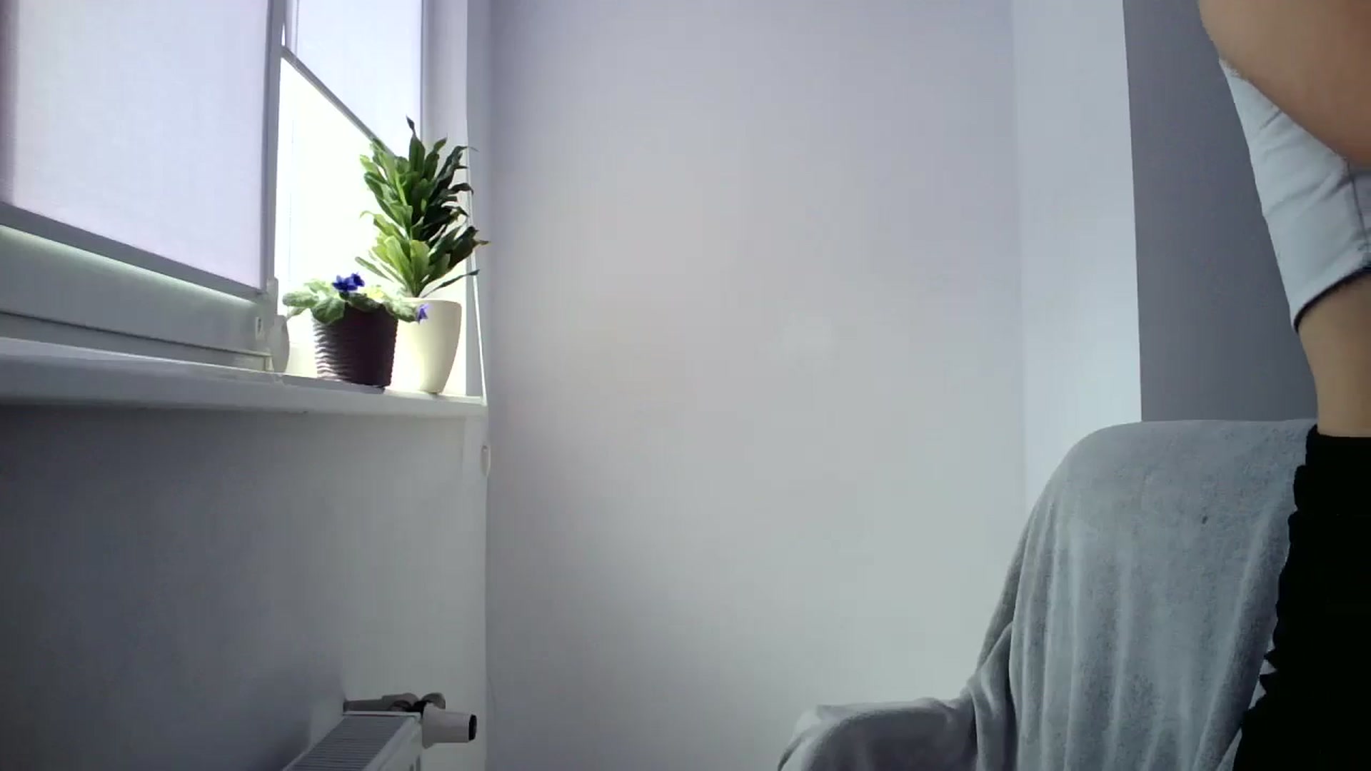 Gallery image thumbnail from MaryyCo's myfreecams stream on, 04/16/2025, 11:50 image 20 of 20